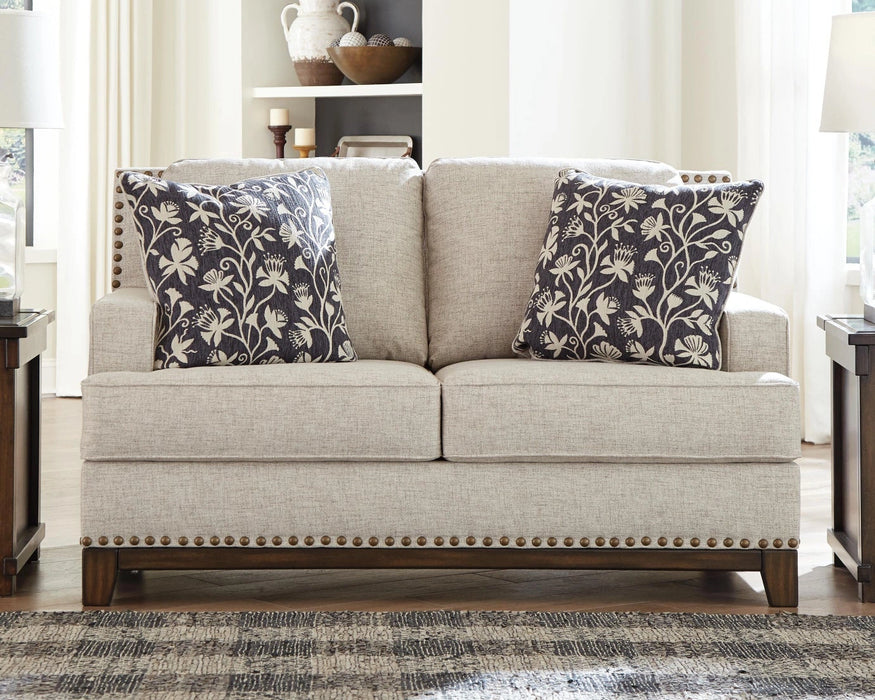 Ballina Loveseat